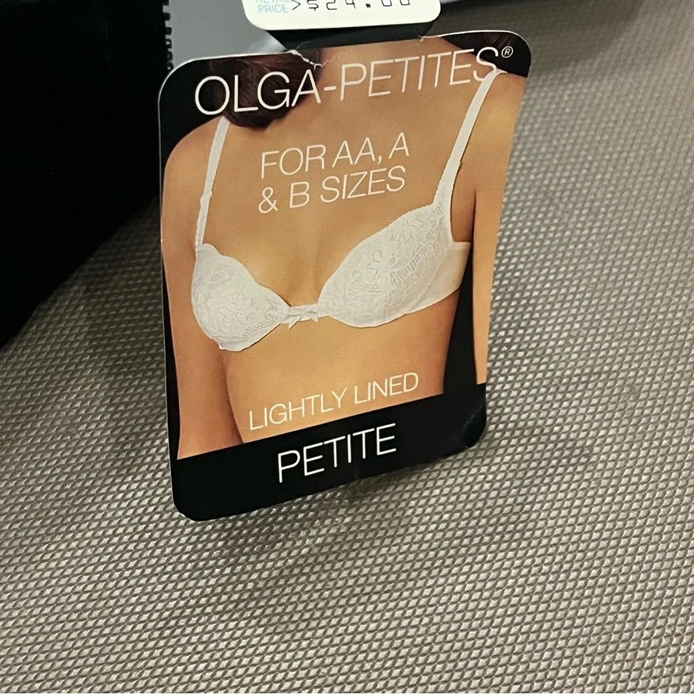 Olga Bra Petite Lightly Lined Underwire Black Lace USA 36B NOS Vintage 33847 NWT